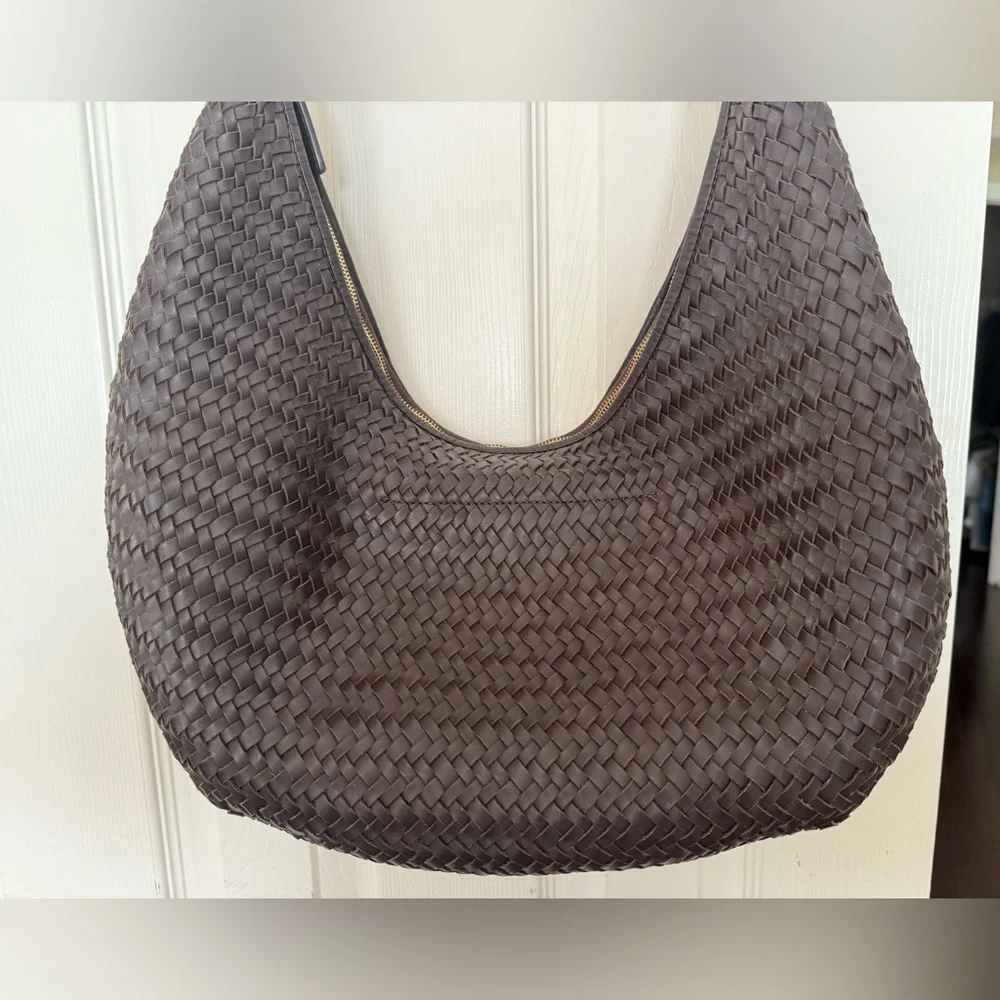 Madewell The Essential Curve Shoulder Bag - Dark Brown - Picture 8 of 14